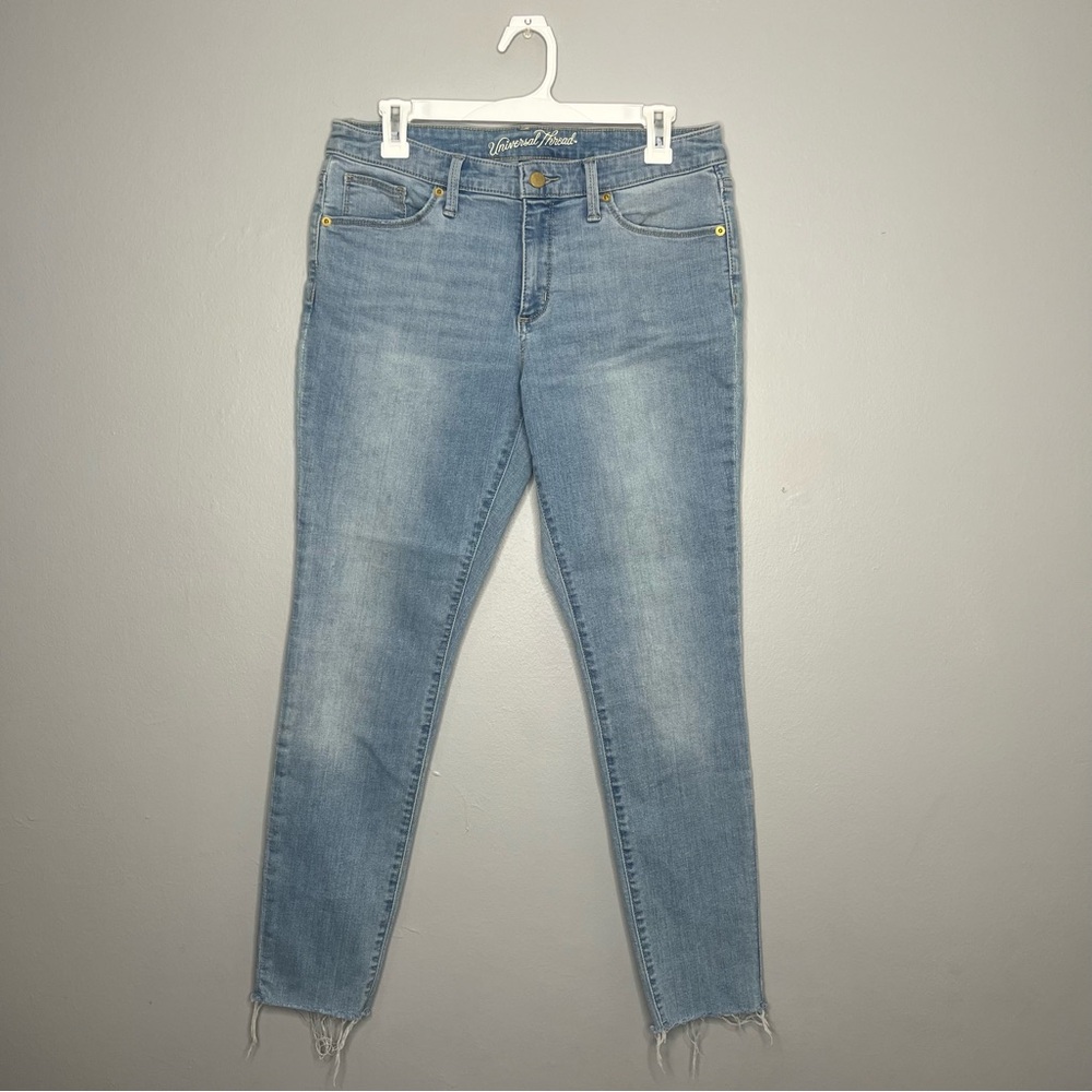 Universal Thread Lightwash Mid Rise Raw Hem Skinny Jeans FF